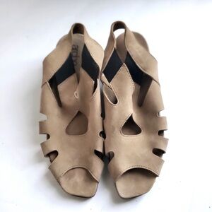 ARCHE Tan Suede Wedge Sandals Size 38 US 7.5